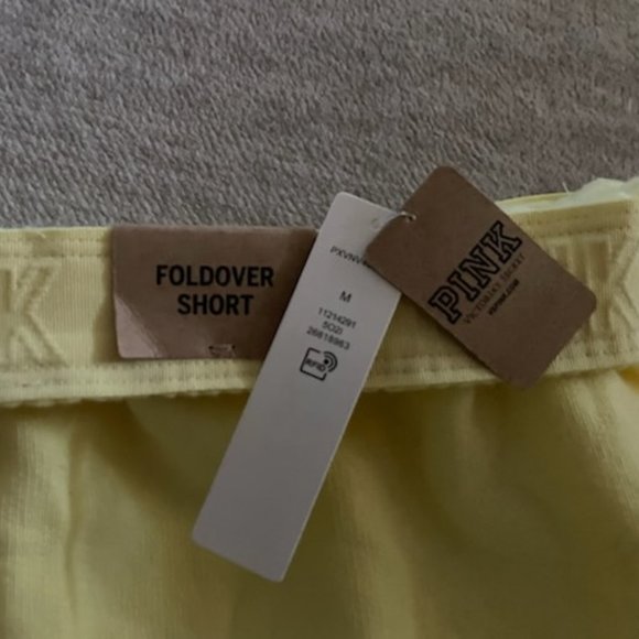 PINK/VS - Picture 5 of 5